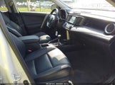 Toyota Rav4 Limited 2T3YFREV8HW322774 снимка