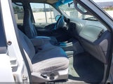 Ford Expedition Eddie Bauer/Xlt 1FMRU1769WLB38537 fotografie