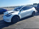 Tesla Model Y Long Range Dual Motor All-Wheel Drive 7SAYGDEDXSA376131 fotografie