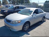 Toyota Camry Le 4T1BE32KX4U336419 снимка