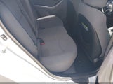 Hyundai Elantra Se KMHDH4AE1FU320565 снимка