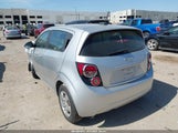 Chevrolet Sonic Ls Auto 1G1JA6SH3F4217401 снимка