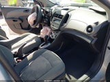 Chevrolet Sonic Ls Auto 1G1JA6SH3F4217401 снимка