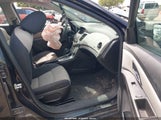 Chevrolet Cruze Ls Auto 1G1PA5SHXF7284502 photo