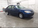 Toyota Camry Le JTDBE32K220118810 снимка
