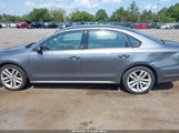 Volkswagen Passat 2.0T Wolfsburg Edition 1VWLA7A37KC004458 photo