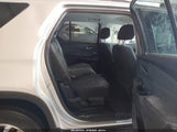 Chevrolet Traverse Awd Lt Cloth 1GNEVGKWXLJ323835 photo