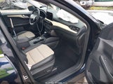Ford Escape Titanium Hybrid 1FMCU9DZ3MUA26942 photo