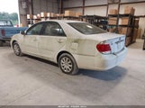 TOYOTA CAMRY LE 4T1BE32K26U718480 снимка