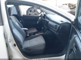 Toyota Corolla L 2T1BURHE8JC107063 снимка