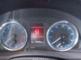 Toyota Corolla L 2T1BURHE8JC107063 снимка
