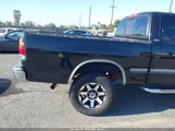 Toyota Tundra Sr5 V8 5TBRT3416YS004817 fotografie