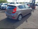 Hyundai Accent Se KMHCU5AE6DU105676 снимка