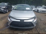 Toyota Corolla Le JTDEPRAE9LJ007902 снимка