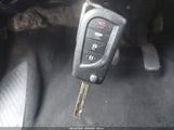 Toyota Corolla Le JTDEPRAE9LJ007902 снимка