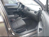 Mitsubishi Outlander Es JA4AZ2A35HZ049971 снимка