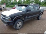 Chevrolet S-10 Ls 1GCDT13WX1K243898 снимка
