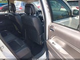 Jeep Compass Latitude 1C4NJCEB7ED660471 fotografie