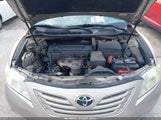TOYOTA CAMRY LE 4T4BE46K89R097577 снимка