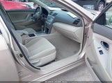 TOYOTA CAMRY LE 4T4BE46K89R097577 снимка