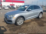 Audi Q5 2.0T Premium/2.0T Tech Premium WA1BNAFY6J2068297 fotografie