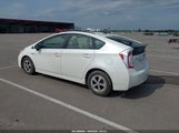 Toyota Prius Three JTDKN3DU5F1886313 снимка