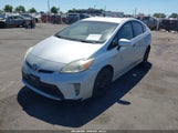 Toyota Prius Three JTDKN3DU4C5495707 снимка