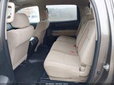 Toyota Tundra Grade 5.7L V8 5TFDY5F14CX269914 fotografie