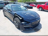 Maserati Ghibli S Granlusso ZAM57YSL1K1339527 fotografie