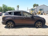Toyota Rav4 Xle 2T3RFREV5JW772005 снимка