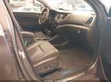 Hyundai Tucson Limited KM8J3CA29GU221821 снимка