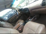 Toyota Sequoia Sr5 V8 5TDZT34A01S046381 снимка