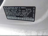 Volkswagen Passat 1.8T Se 1VWBT7A3XHC015095 photo