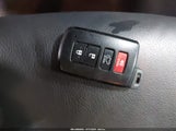 Toyota Rav4 Se 2T3JFREV9HW674912 снимка
