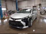 Toyota Corolla Le 5YFBURHE3JP817066 снимка