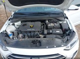 Hyundai Elantra Se 5NPD84LF7HH040026 photo