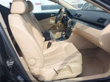 VOLKSWAGEN PASSAT 2.0T/WOLFSBURG EDITION WVWAK73C17P002774 photo
