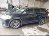 Toyota Highlander Xle 5TDJZRFH9HS382033 снимка