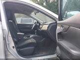 Nissan Rogue S/Sl/Sv 5N1AT2MV9GC795843 fotografie