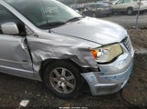 Chrysler Town & Country Touring 2A8HR54P68R754561 снимка
