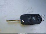 Volkswagen Passat 1.8T Se 1VWBT7A30HC011010 photo
