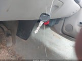 GMC Sierra  Sle 1GTR2VE70CZ104959 снимка