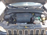Jeep Renegade Latitude ZACCJBBT0GPE25932 снимка