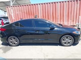 Hyundai Elantra Sel 5NPD84LF7JH246906 fotografie