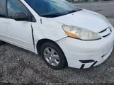 Toyota Sienna Le 5TDZK23C09S281357 снимка