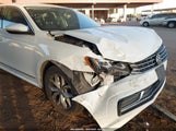 Volkswagen Passat 1.8T S 1VWAT7A33HC019579 снимка