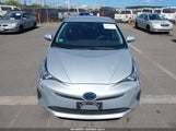 Toyota Prius Two JTDKBRFUXH3568932 снимка