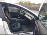 Tesla Model 3 Standard Range Plus Rear-Wheel Drive 5YJ3E1EA4MF042717 снимка
