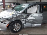 Chrysler Voyager Lxi 2C4RC1DG1LR257223 снимка