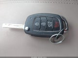 Hyundai Tucson Se KM8J23A4XMU313424 photo